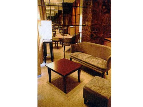 個室やVIPルームも設けている