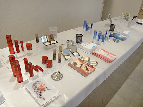 イベントでは全商品の展示やサンプリングも行った