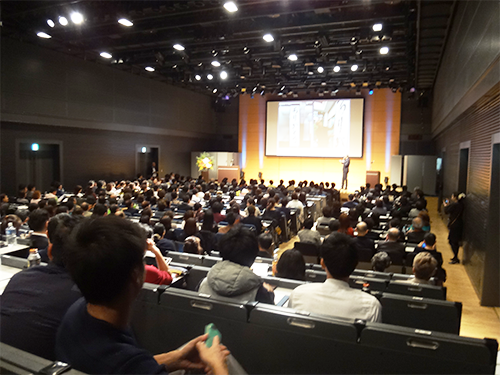 １０周年記念コンベンション会場の様子