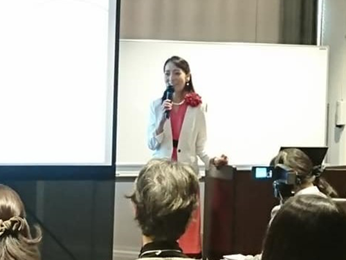 森本社長は「女性が輝く方法」を紹介