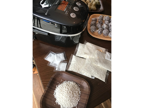 コメの代替食となる低糖質な「ＲＩＺＡＰごはん」を発売