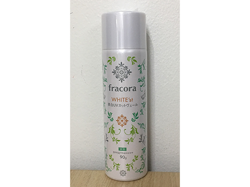 協和が企画したモール限定商品「ＷＨＩＴＥ’ｓｔ美白ＵＶかっとヴェール」（税込１５０元：約２５００円）