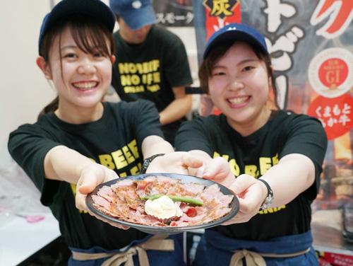 「楽天市場」の出店店舗が人気の商品やグルメを販売