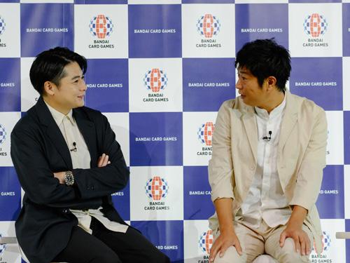 発表会には平成ノブシコブシの吉村崇（写真左）、パンサーの尾形貴弘の２人がスペシャルゲストとして登場した