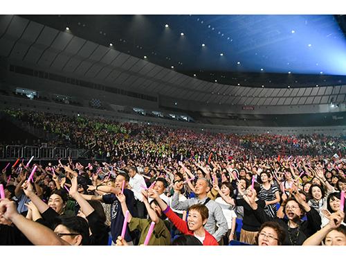 「ワールドコンベンション　フェスタ２０１９」会場には、海外から２０００人超の会員が来場