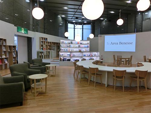 店舗「エリアベネッセ」では、商品の体験が出来る