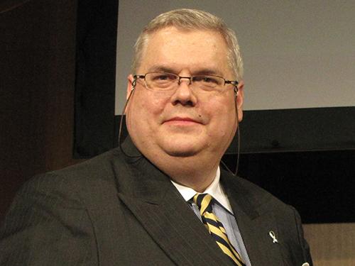 エドワード・ホール氏