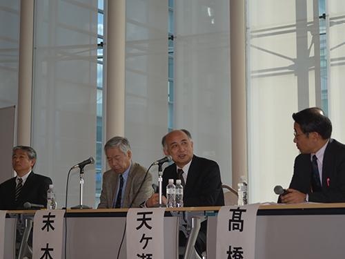 パネルディスカッションでは新たな機能性食品制度について討論した