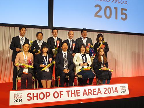 東海・北陸エリアの受賞店舗と髙橋埋人常務執行役員