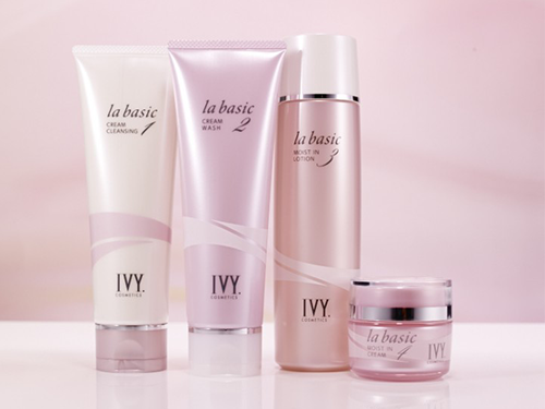 ノエビアは発売から１１年が経過した「ブランニュー」を廃番にし、新ライン「トゥブラン」を発売する