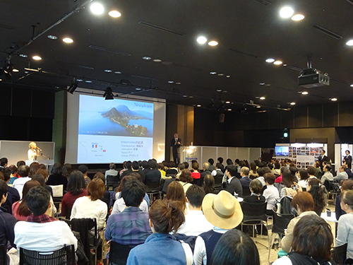 都内で初となる「ニナフェスタ」会場の様子