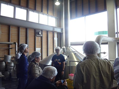 会はビールのテイスティングで締めくくった