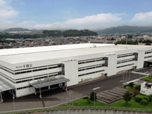 通販事業の物流拠点として開設した「美濃加茂ディストリビューションセンター」