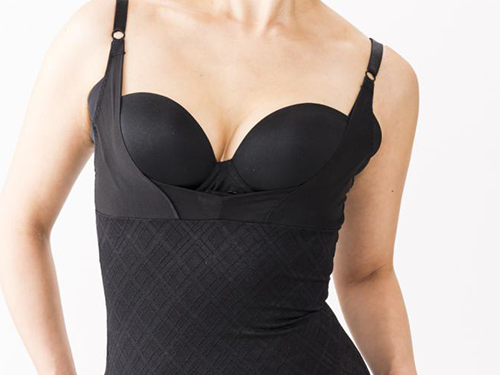 ノンワイヤーバストアップブラ