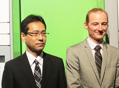 パックシティ・ジャパンのジャン・ロラン・リュケ社長（写真右）と阿部珠樹副社長