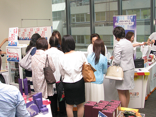 初の体験型イベント「アイシップフェスタ」の様子