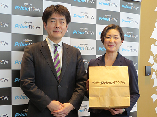永妻玲子Prime Now事業部長（右）とココカラファイン・郡司昇マネージャー