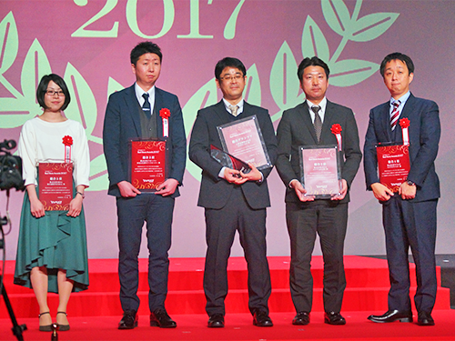 上新電機などが運営する５店舗が総合賞を受賞した