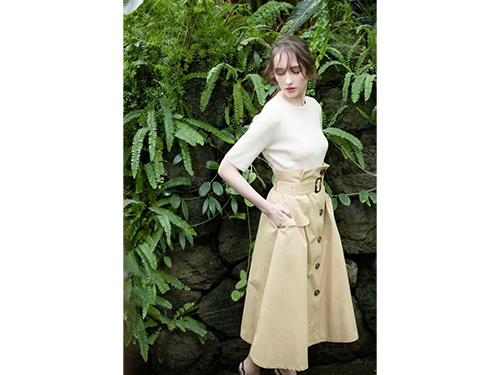 「ネバーセイネバー」とコラボしたブランド「Ｍａｔｉｎａｌｌ」