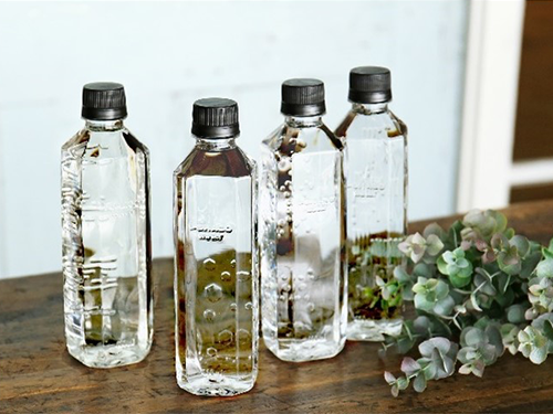 ラベルレスのボトル