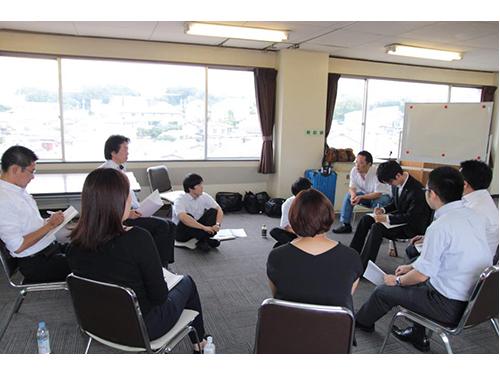 メッドコミュニケーションズ 人材研修を社外に公開 言霊 を感じるまで話し合う 訪販 日本流通産業新聞 日流ウェブ