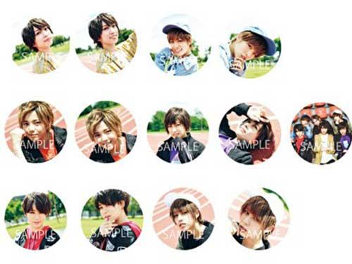 エムアップは13種類の缶バッジから、３種類をEC限定の特典として付加。注文数が通常の４倍になっている。