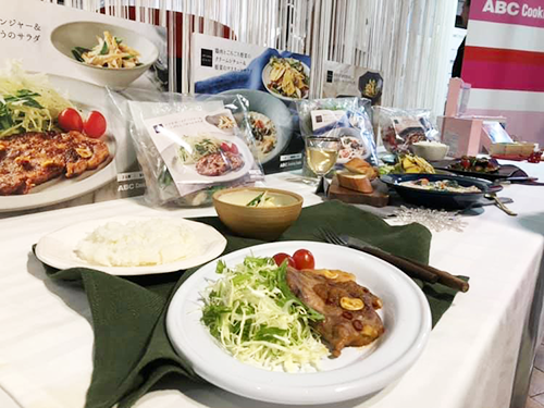 AmazonフレッシュとABCが共同で開発したミールキット