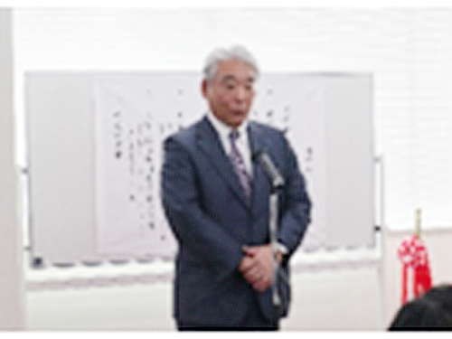 開所式で挨拶をするベルシステム24の柘植一郎社長