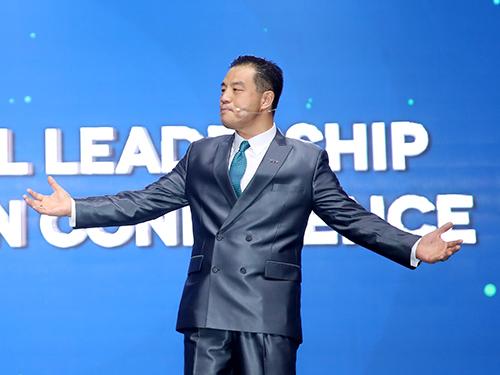 クリストファー・キム社長