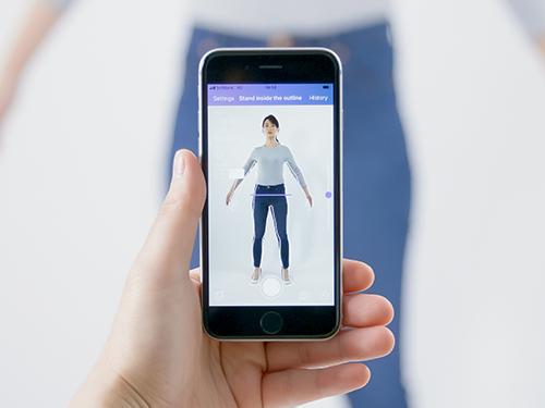 全身の採寸データをもとにバーチャル試着