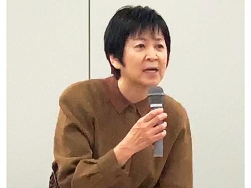 あいさつした消費者庁の伊藤明子長官