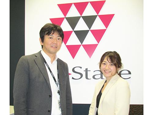「ソクレス」を担当するメディア部企画グループの白井悠介グループマネージャー（写真左）と上田麻莉恵リーダー