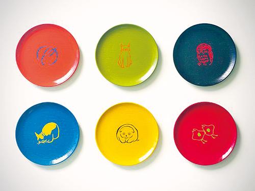 伝統工芸品などをラインアップ