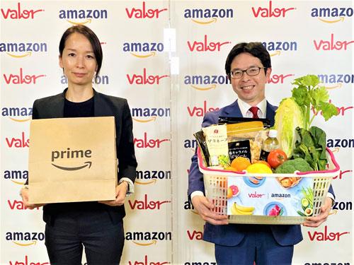 アマゾンジャパン・荒川みず恵氏（写真左）とバローホールディングス・小池孝幸氏