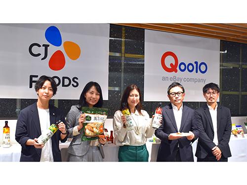 発表会で登壇したメンバー。左からＣＪ　ＦＯＯＤＳ　ＪＡＰＡＮの梅田加奈氏、市川紗世氏、池田恵美子、ｅＢａｙ　Ｊａｐａｎの沼沢士朗氏、木島夏樹氏