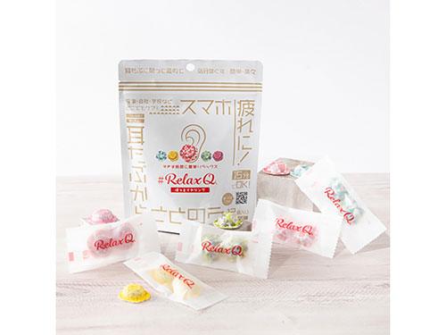 耳を温める温活グッズ「ＲｅｌａｘＱほっとイヤリング」