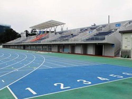 「アサンテ　スポーツパーク」にある陸上競技場
