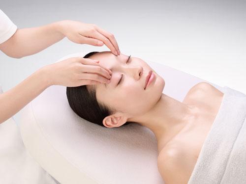 最高峰スキンケアブランド「Ｂ・Ａ」と連動した新エステメニューを全国で提供開始