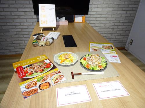 ほりにしとコラボした「レタスと豚のピリ辛ごましゃぶ」