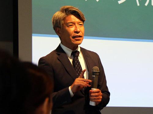 赤澤氏によるスピーチ（東京会場）