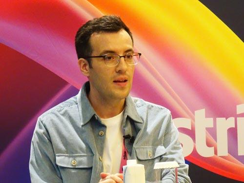 ダニエル・へフェルナン代表取締役