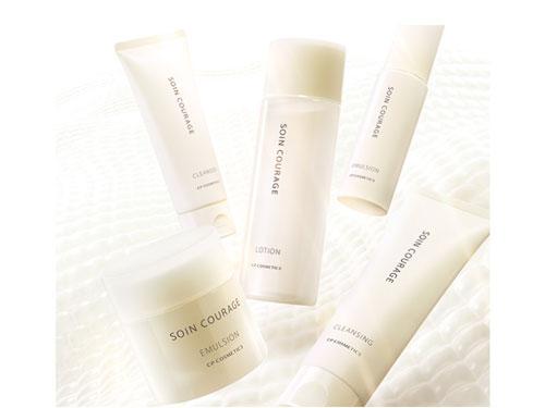 中価格帯の新スキンケアライン「ソワンクラージュ」