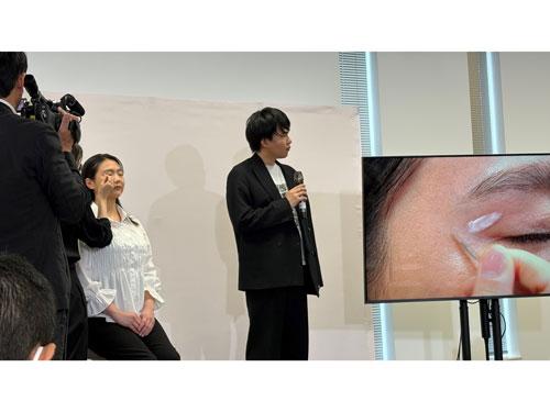 発売イベントでの実演の様子