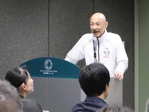 広報室の松本和重参与