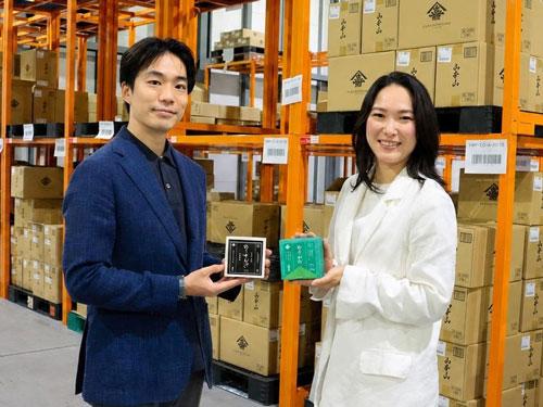 クラダシ・河村晃平社長ＣＥＯ（写真左）と山本山・山本奈未社長