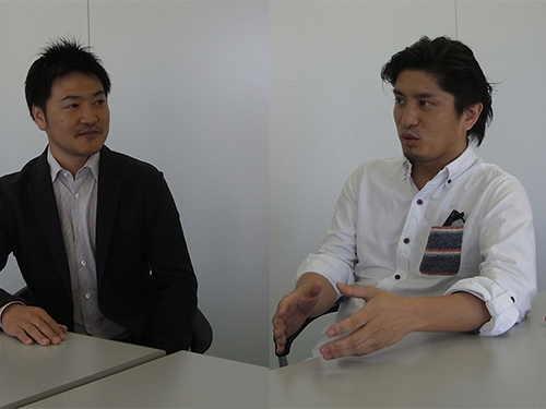 コマース２１・森雅人部長（写真右）とデジミホ・加來幹久社長（写真左）