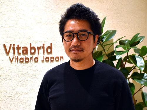 【ビタブリッドジャパン　代表取締役　ＣＥＯ　大塚博史氏】〈上場で注目のＤ２Ｃ企業のグロース戦略とは？〉　”資金””信頼”強化で年１５％成長を継続（2026年5月21日号）