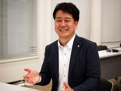【再春館製薬所　ポジティブエイジ統括本部　経営責任者・製造管理者　間地大輔氏】３社連携でスマート栽培に挑戦（2026年6月25日号）