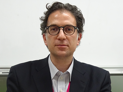 ジェンク　グロル氏