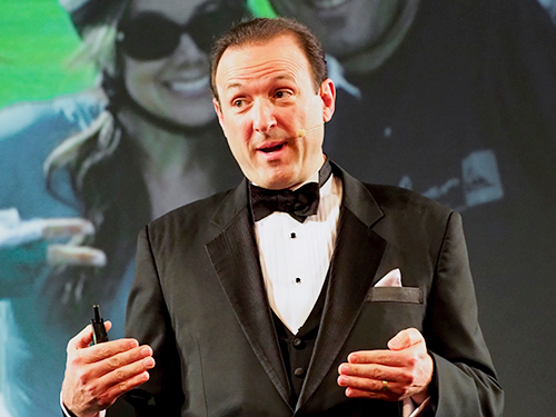 モデーア取締役会長のロバート・Ｓ・コンリー氏